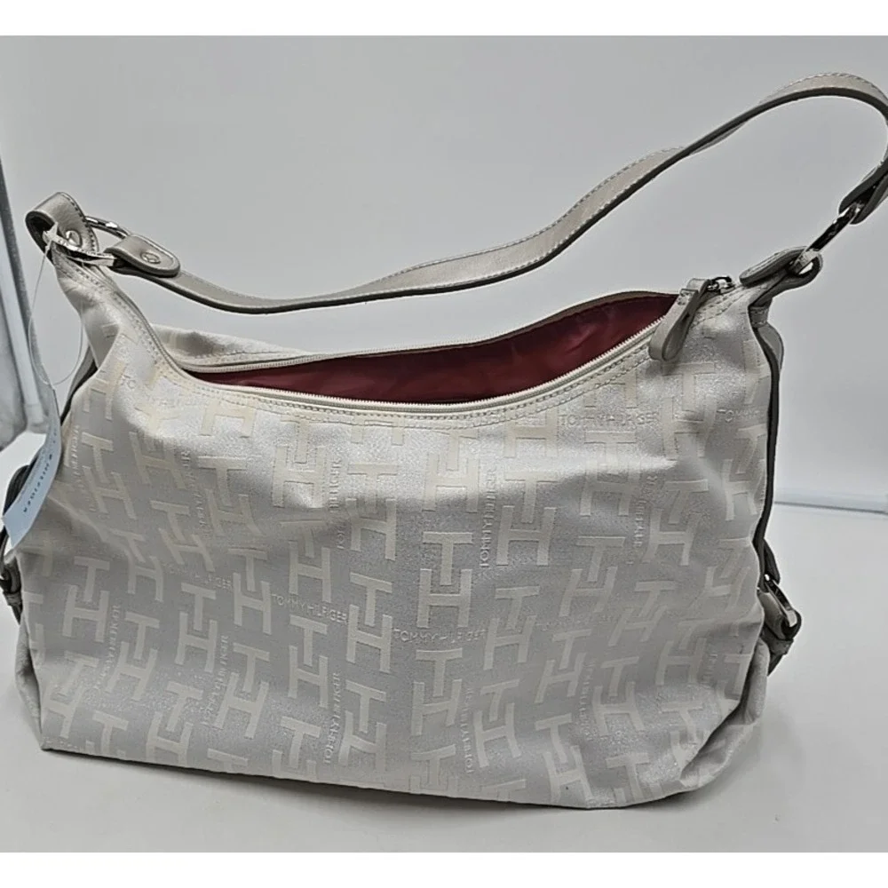 Tommy Hilfiger Womens Purse‎ Snapped Up Hobo NWT
